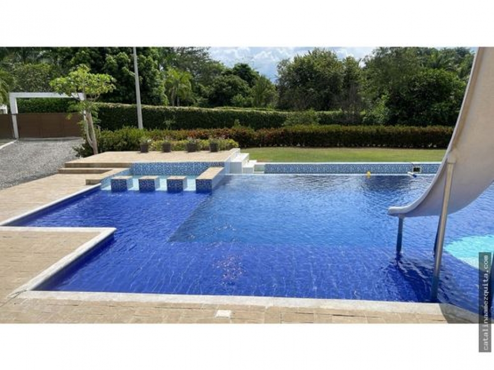 HERMOSA FINCA MODERNA EN PARCELACION EN SANTA FE DE ANTIOQUIA — foto 3