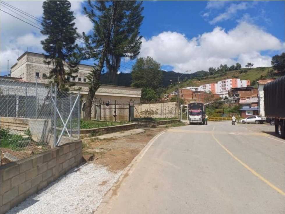 LOTE CENTRAL EN VENTA — foto 4