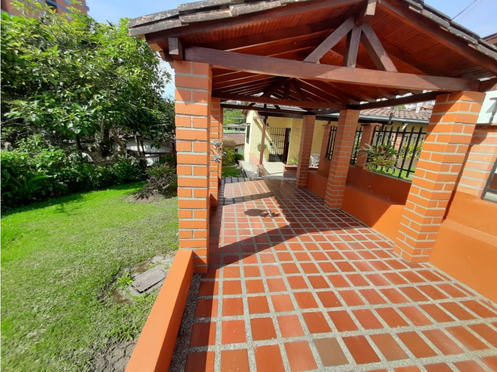 COMPRA ESTA CASA HERMOSA PARA HABITAR O COMO CASA LOTE PARA CONSTRUIR — foto 3