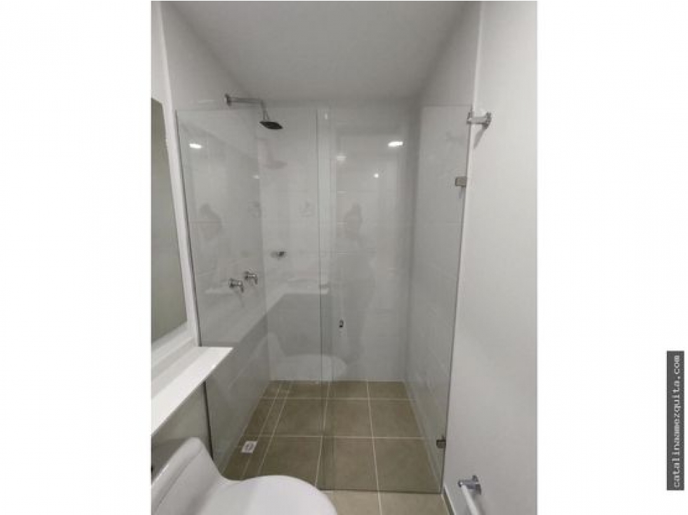 COMPRA ESTE MODERNO APARTAMENTO EN SECTOR CHINGI — foto 2