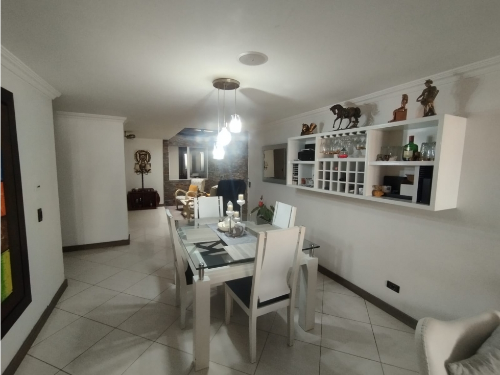 COMPRA ESTE HERMOSO APARTAMENTO EN ZUÑIGA — foto 3