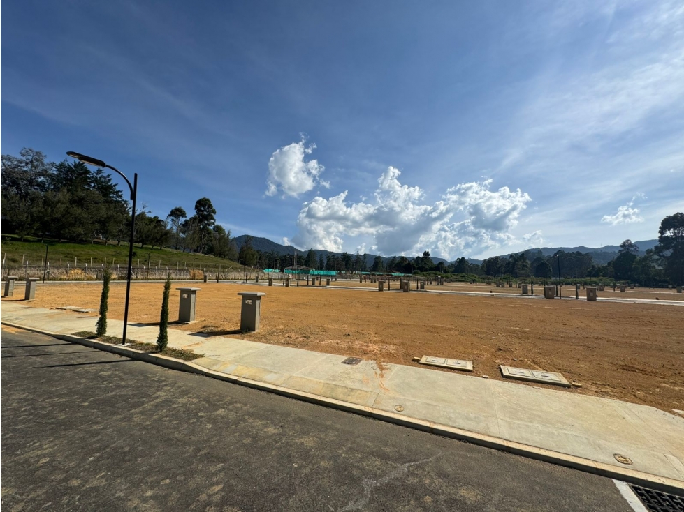 LOTES EN LA CEJA UNIDAD RESIDENCIAL