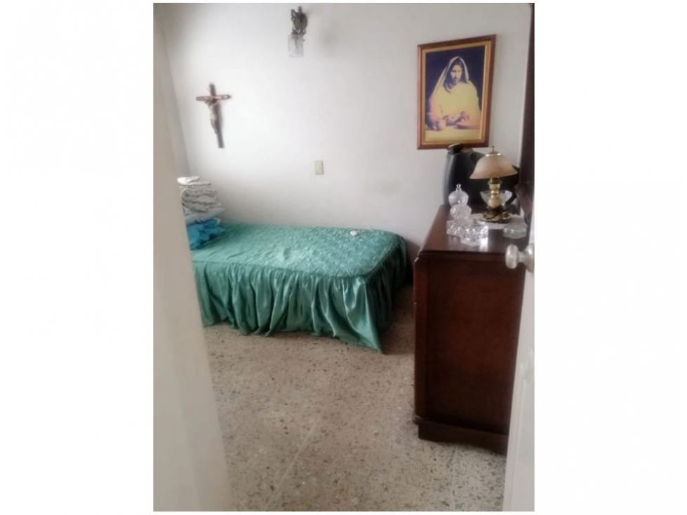 CASA EN ENVIGADO BARRIO EXCELENTE SEGUNDO PISO — foto 5