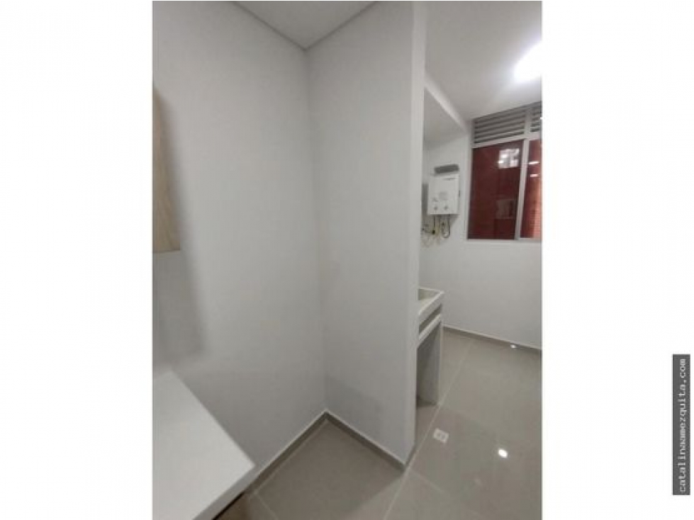 COMPRA ESTE MODERNO APARTAMENTO EN SECTOR CHINGI — foto 5