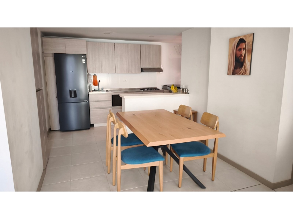 OPORTUNIDAD EN ENVIGADO - Piso Alto con Excelente Ubicación — foto 4