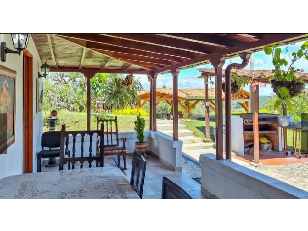SE VENDE FINCA EN EL PEÑOL ANTIOQUIA — foto 2