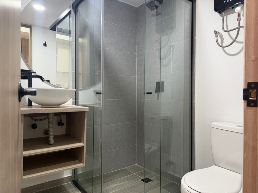 ARRIENDO APARTALOFT EN LAURELES SECTOR CONQUISTADORES — foto 6