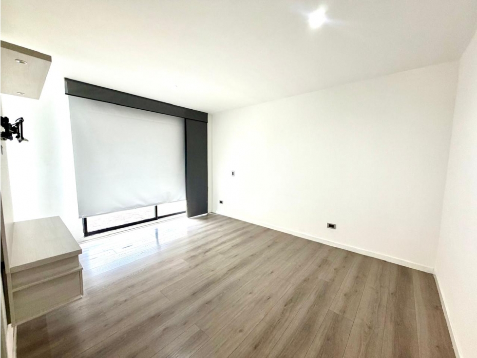 VENTA APARTAMENTO EN ENVIGADO SECTOR LOMA DEL ESMERALDAL — foto 3