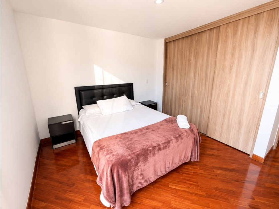 ALQUILER APARTAMENTO AMOBLADO EN EL POBLADO SECTOR LOMA DE ALEJANDRÍA — foto 6