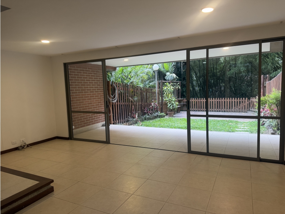 VENTA O ALQUILER DE CASA EN EL POBLADO SECTOR SAN LUCAS