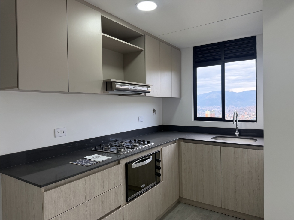 ARRIENO APARTAMENTO EN EL POBLADO SECTOR LAS PALMAS — foto 6