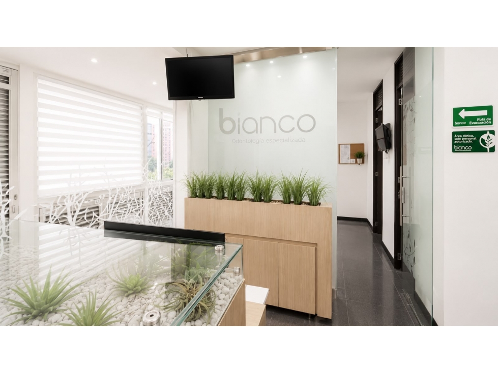 VENTA CONSULTORIO ODONTOLOGICO-OFICINA EN EL POBLADO SECTOR CASTROPOL