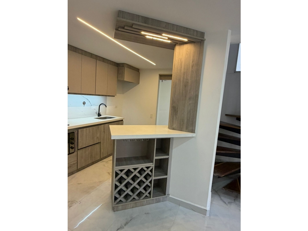 VENDO APARTAMENTO EN EL POBLADO SECTOR LOMA DEL INDIO — foto 3