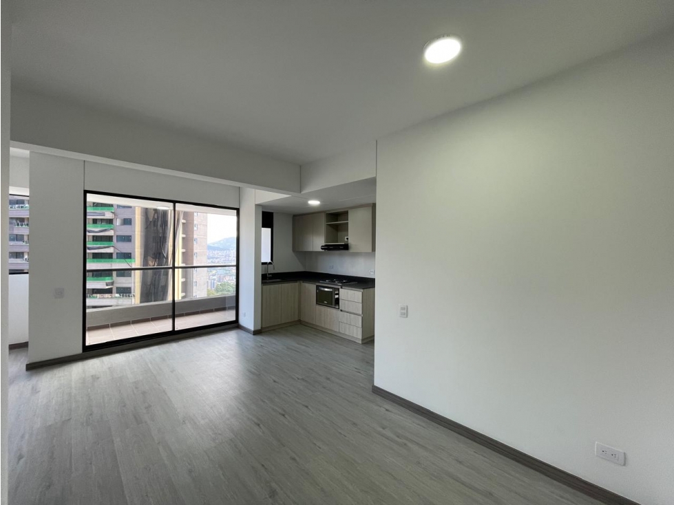 ARRIENDO APARTAMENTO SECTOR COUNTRY CLUB EN LAS PALMAS MEDELLIN