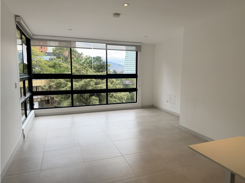VENDO APARTAMENTO EN EL POBLADO SECTOR CASTROPOL — foto 4