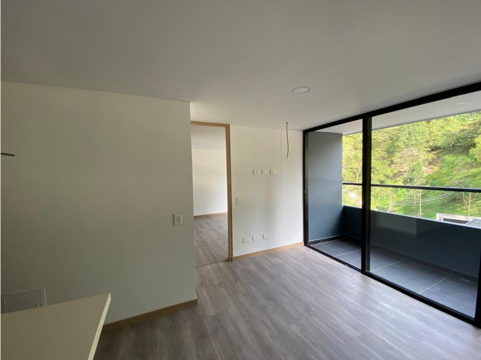 ARRIENDO APARTAESTUDIO EN POBLADO SECTOR PALMAS - COUNTRY CLUB — foto 3