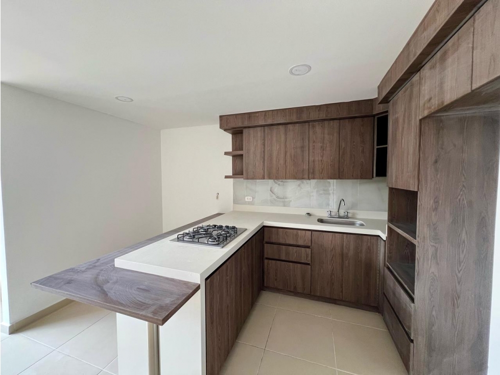 VENTA DE APARTAMENTO EN LAURELES CARCA AL ESTADIO ATANASIO GIRARDOT — foto 3