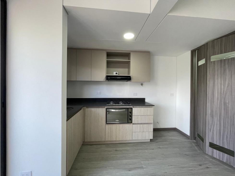 ARRIENDO APARTAMENTO SECTOR COUNTRY CLUB EN LAS PALMAS MEDELLIN — foto 4