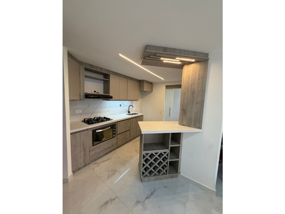 VENDO APARTAMENTO EN EL POBLADO SECTOR LOMA DEL INDIO — foto 4