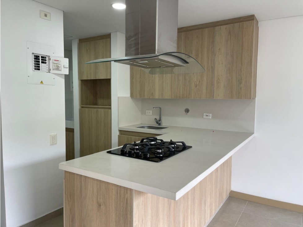 VENTA APARTAMENTO EN EL POBLADO SECTOR PALMAS COUNTRY CLUB — foto 2