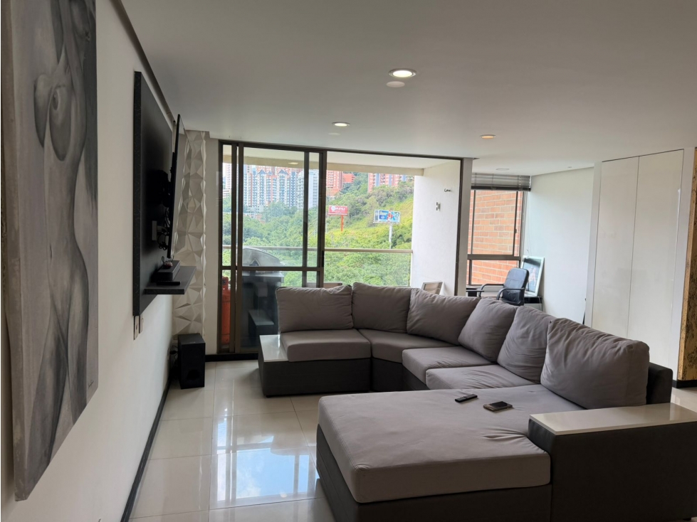 VENTA APARTAMENTO POBLADO SECTOR CASTROPOL — foto 2