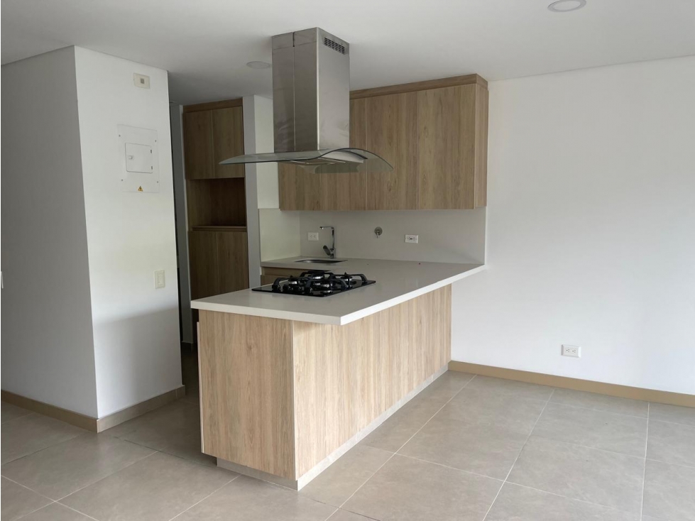 VENTA APARTAMENTO EN EL POBLADO SECTOR PALMAS COUNTRY CLUB — foto 4