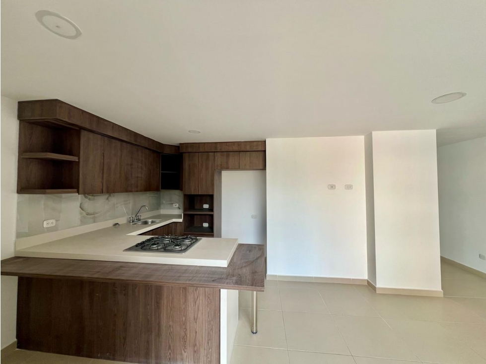 VENTA DE APARTAMENTO EN LAURELES CARCA AL ESTADIO ATANASIO GIRARDOT — foto 2