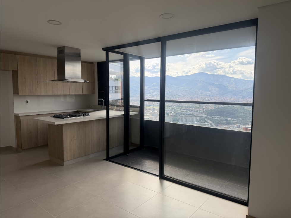 ARRIENDO APARTAMENTO EN EL POBLADO SECTOR LAS PALMAS