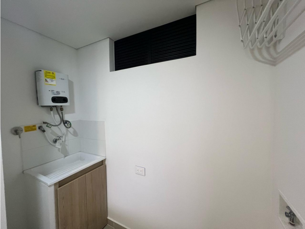 VENDO APARTAESTUDIO EN PALMAS COUNTRY CLUB EL POBLADO — foto 5