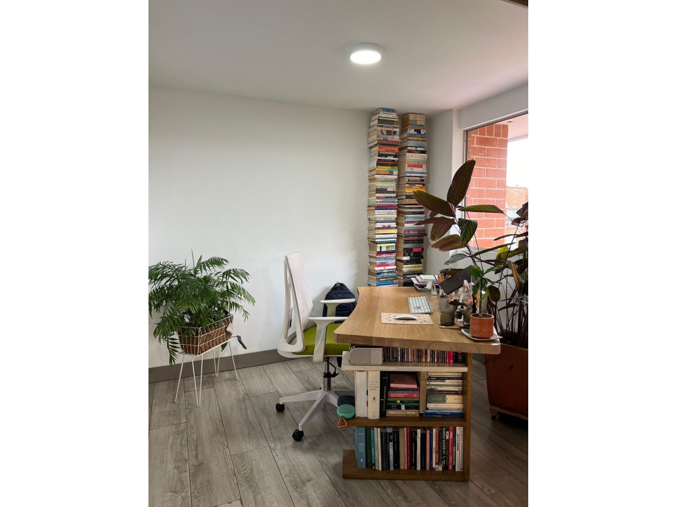 EN ARRIENDO APARTAMENTO SECTOR CASTROPOL EN EL POBLADO — foto 3