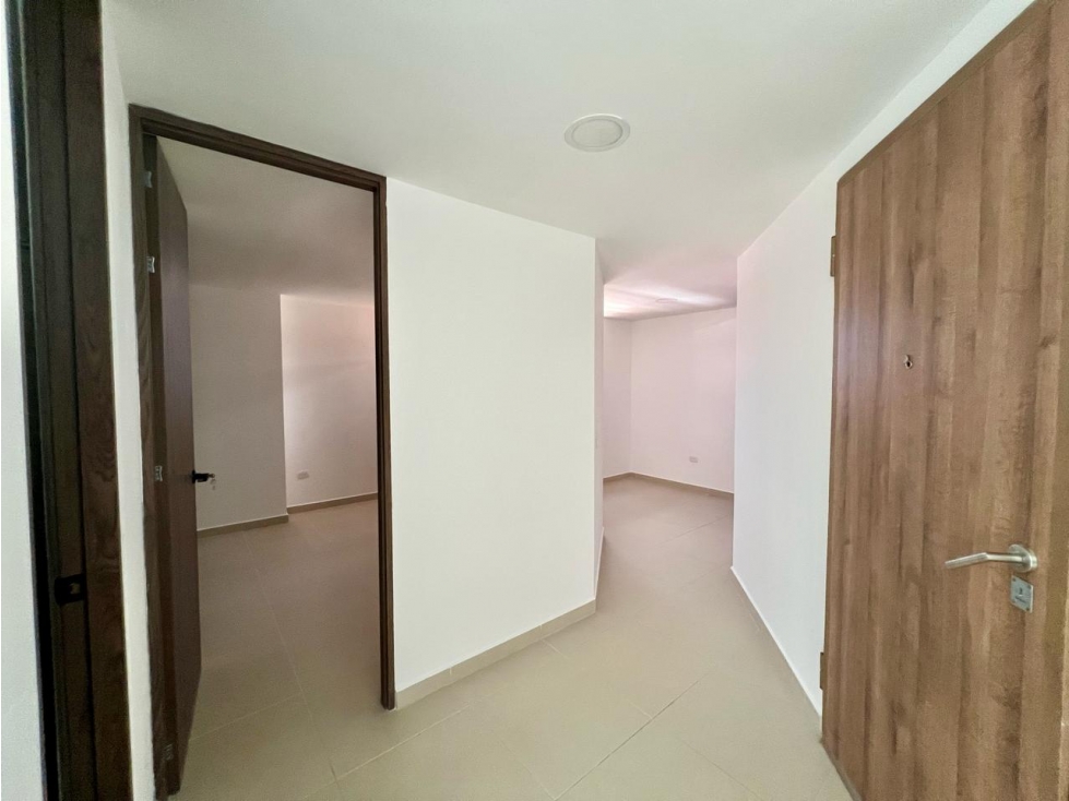 VENTA DE APARTAMENTO EN LAURELES CARCA AL ESTADIO ATANASIO GIRARDOT — foto 5