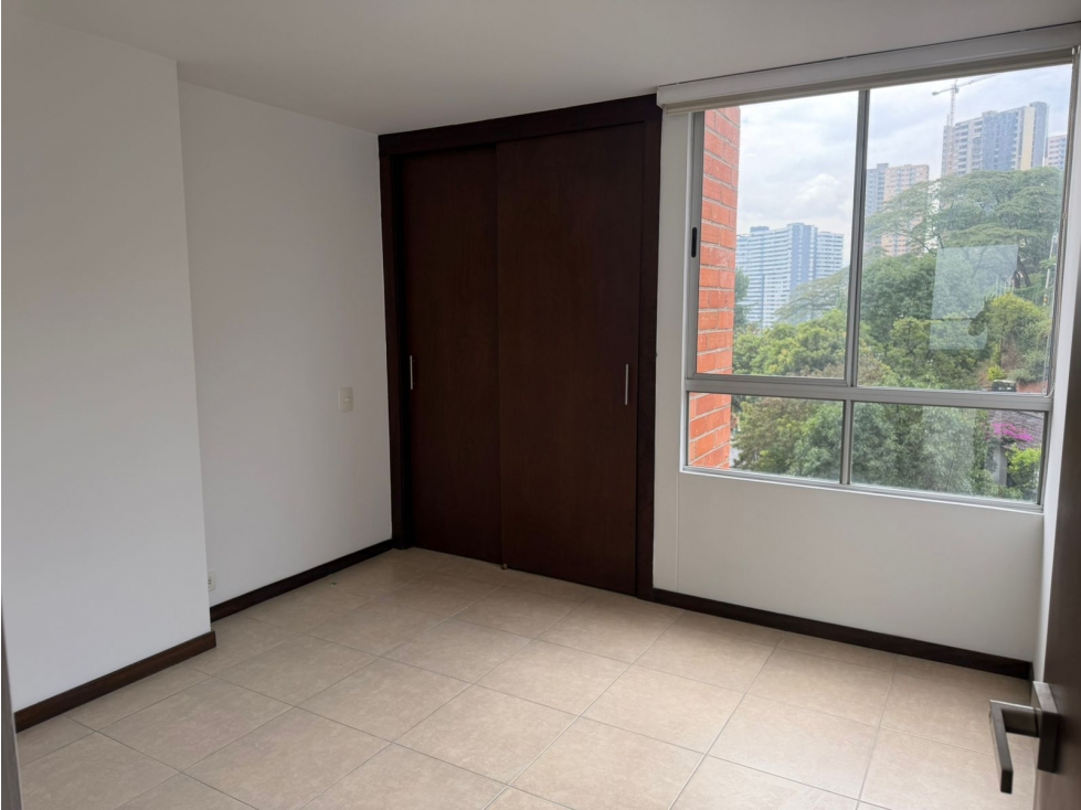 ARRIENDO APARTAMENTO EN EL POBLADO SECTOR PALMAS — foto 5