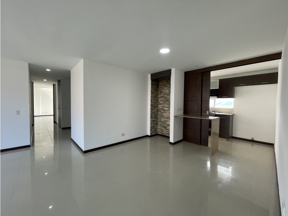 EN ARRIENDO APARTAMENTO EN EL POBLADO SECTOR LOS BALSOS — foto 3