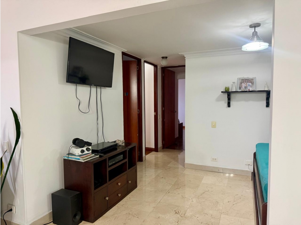 VENTA APARTAMENTO SECTOR CASTROPOL EN EL POBLADO — foto 4