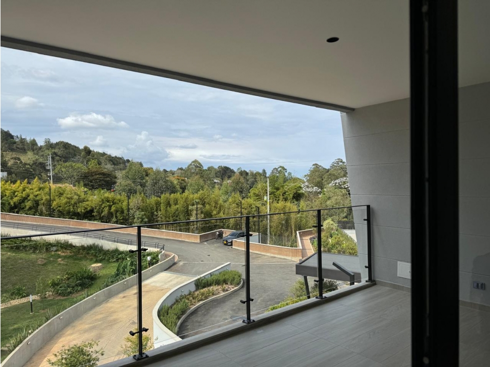 EN ARRIENDO APARTAMENTO CERCA AL AEROPUERTO SECTOR SAJONIA EN RIONEGRO — foto 3