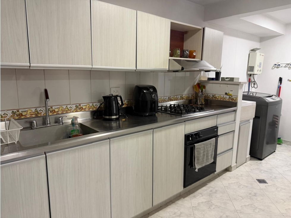 ARRIENDO APARTAMENTO POBLADO- SECTOR CASTROPOL