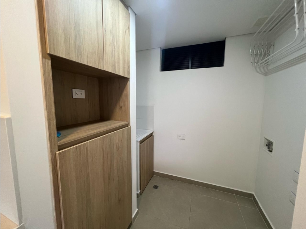 VENDO APARTAESTUDIO EN PALMAS COUNTRY CLUB EL POBLADO — foto 3