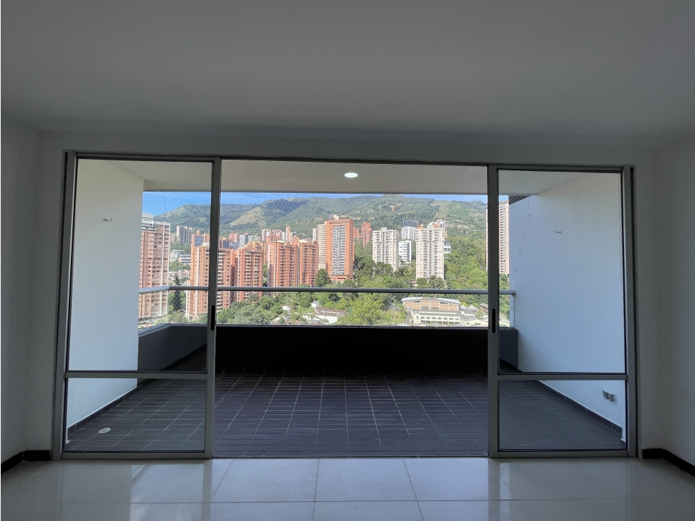EN ARRIENDO APARTAMENTO EN EL POBLADO SECTOR LOS BALSOS — foto 4