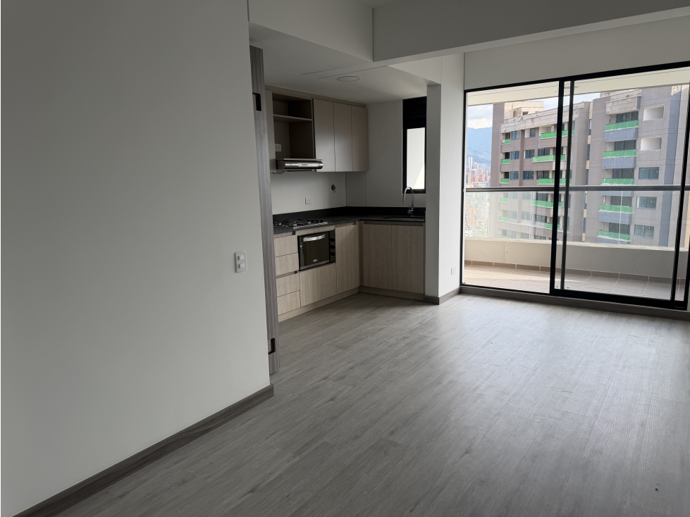 ARRIENO APARTAMENTO EN EL POBLADO SECTOR LAS PALMAS — foto 2
