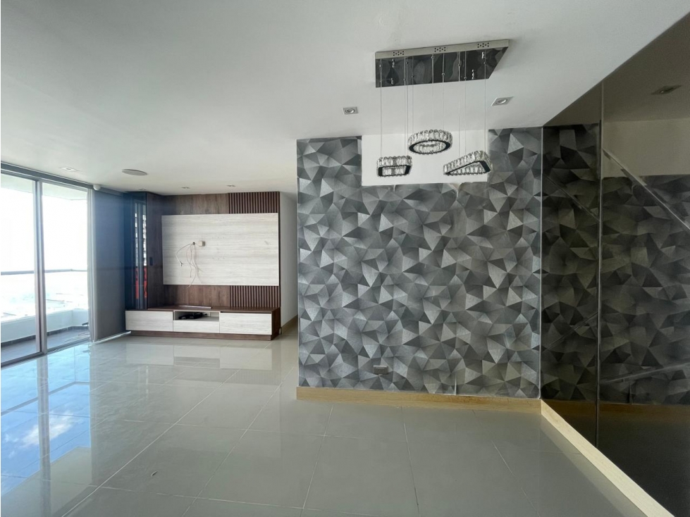 EN ARRIENDO APARTAMENTO SECTOR LOMA DEL INDIO EN EL POBLADO