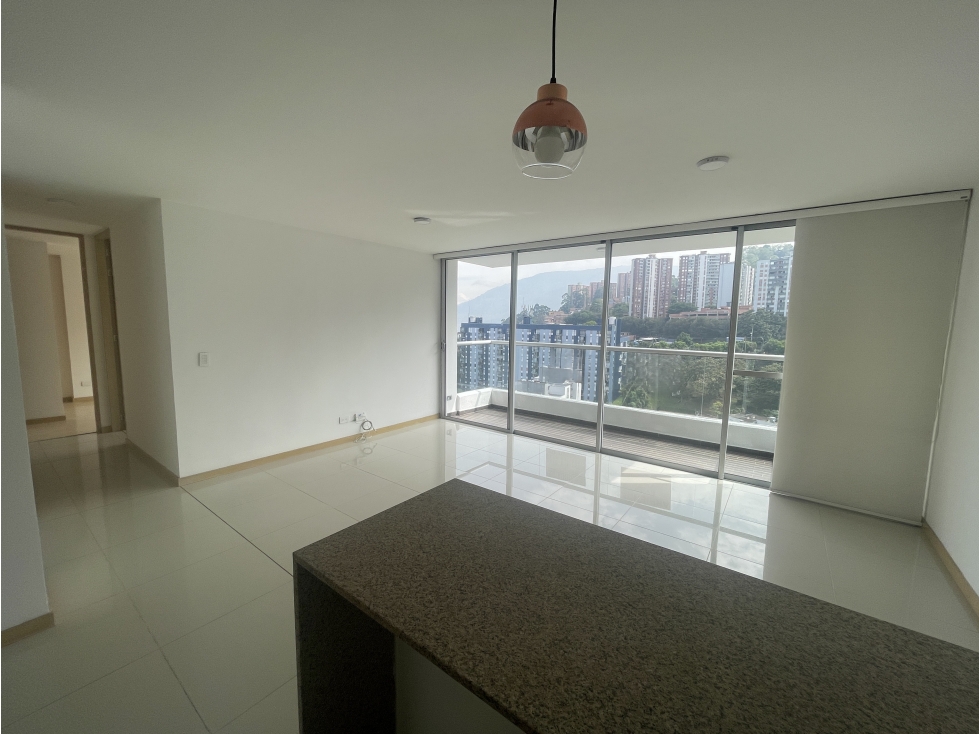 ARRIENDO APARTAMENTO SECTOR LOMA DEL INDIO EN EL POBLADO — foto 2