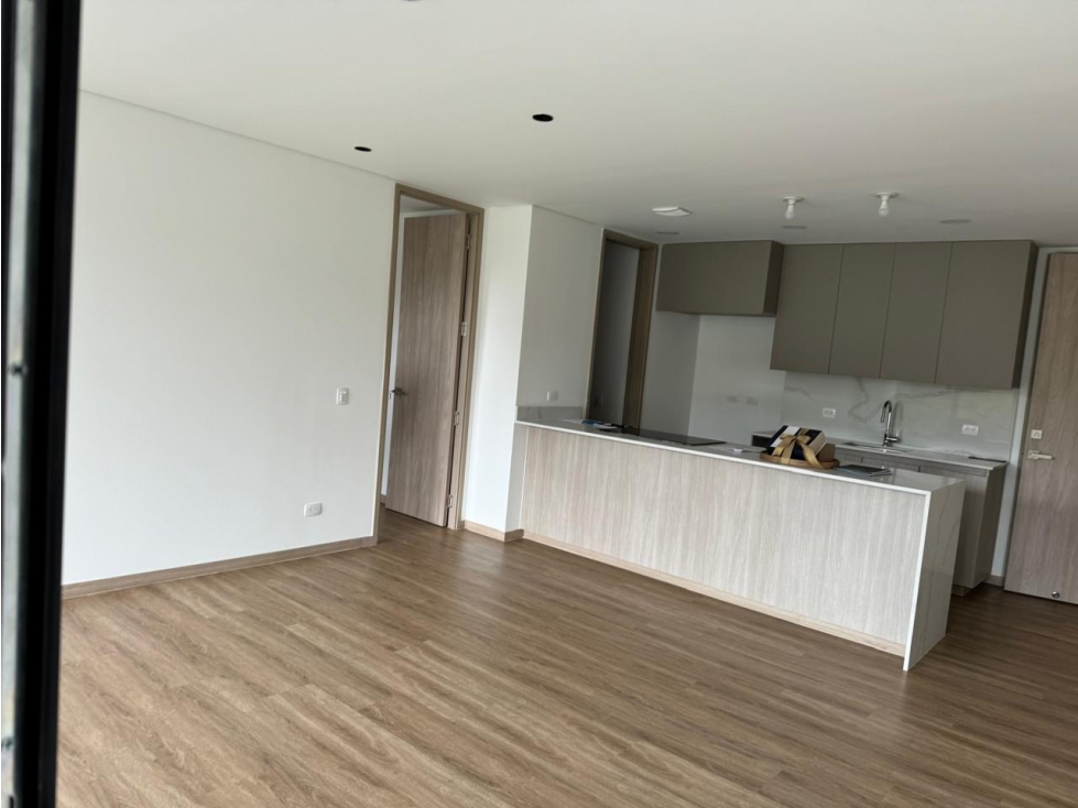 EN ARRIENDO APARTAMENTO CERCA AL AEROPUERTO SECTOR SAJONIA EN RIONEGRO — foto 4