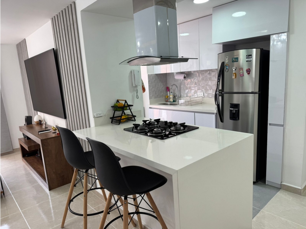 EN ARRIENDO APARTAMENTO AMOBLADO SECTOR SAN JULIAN EN EL POBLADO