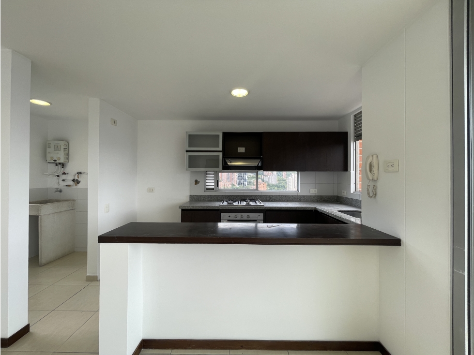 EN ARRIENDO APARTAMENTO EN LAS PALMAS SECTOR COUNTRY CLUB EL POBLADO — foto 6