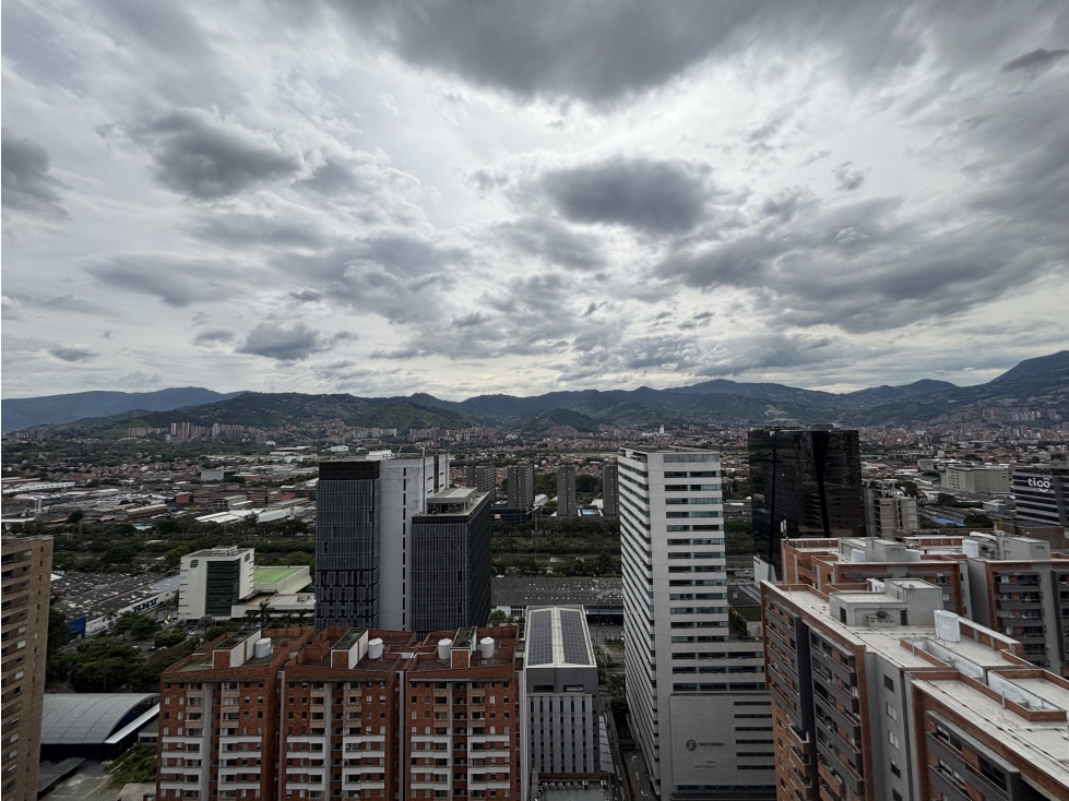 EN VENTA APARTAMENTO AMOBLADO EN EL POBLADO SECTOR CIUDAD DEL RIO — foto 6