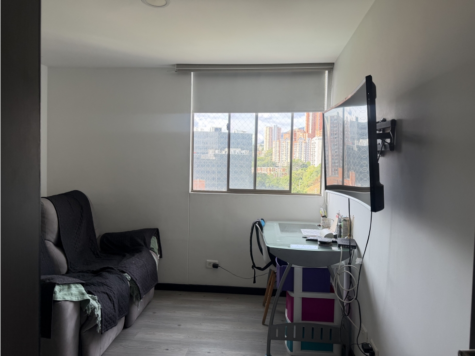 VENDO APARTAMENTO EN EL POBLADO SECTOR CASTROPOL — foto 6