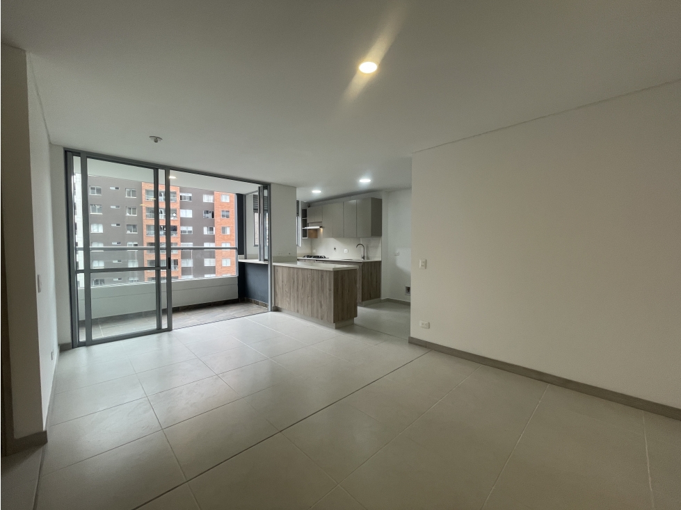 ALRRIENDO APARTAMENTO EN ENVIGADO SECTOR LOMA DE LOS MESA
