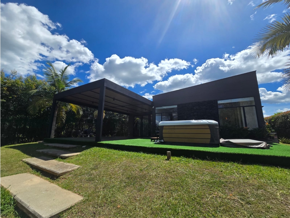 VENTA CASA CAMPESTRE EN RIONEGRO SECTOR LLANOGRANDE