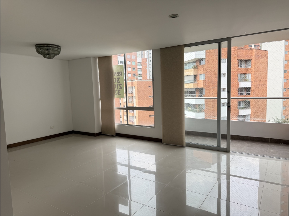 ARRIENDO APARTAMENTO EN EL POBLADO SECTOR SANTA MARÍA DE LOS ÁNGELES