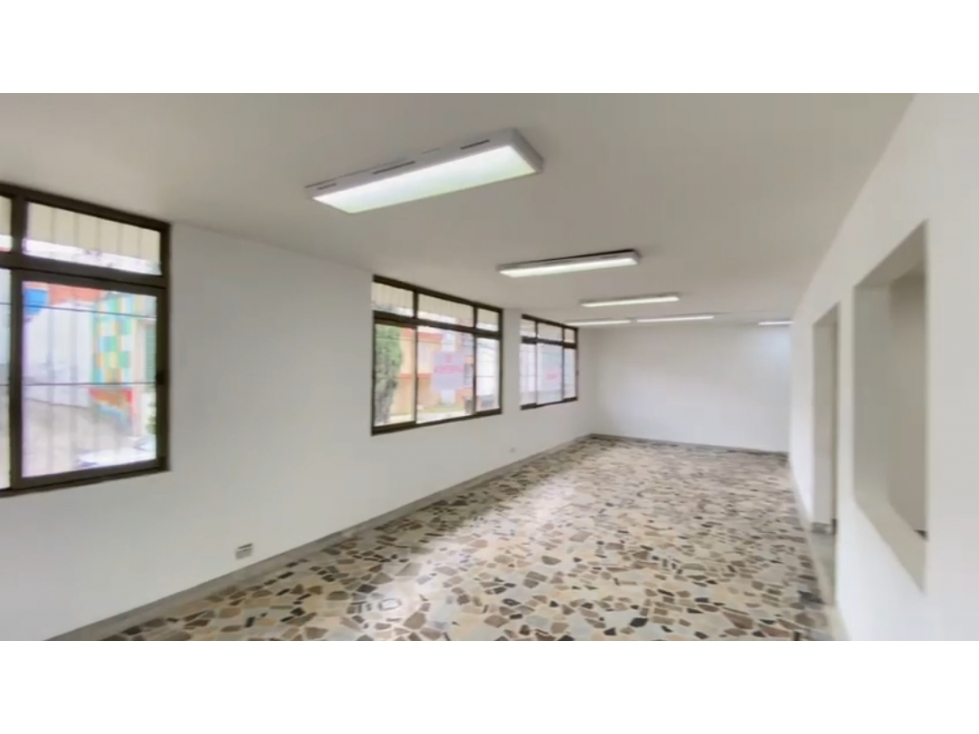LOCAL COMERCIAL EN ARRIENDO - EL NOGAL — foto 2